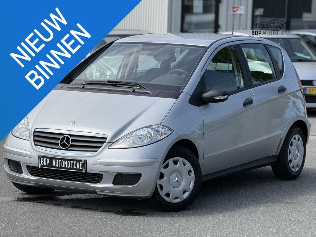 Mercedes-Benz A-klasse 150 Classic Lage km stand | Airco | 2, Auto's, Voorwielaandrijving, Stof, 49 €/maand, Origineel Nederlands