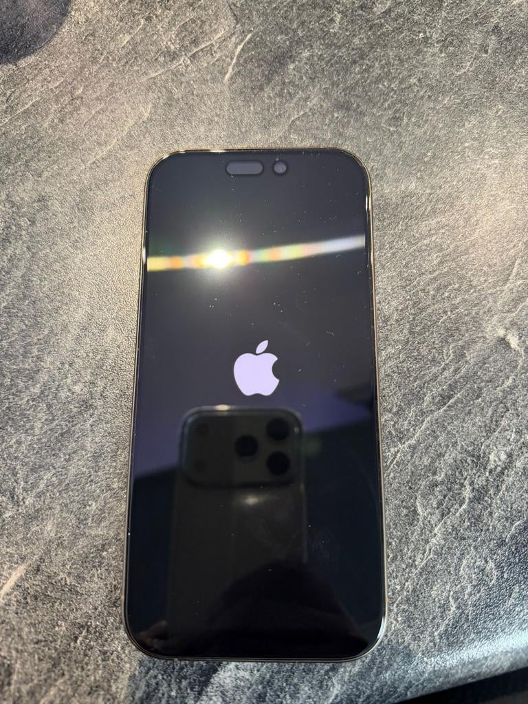 iPhone 16 Pro 256GB Champagne, Telecommunicatie, Mobiele telefoons | Apple iPhone, Ophalen of Verzenden, Zo goed als nieuw, 98 %