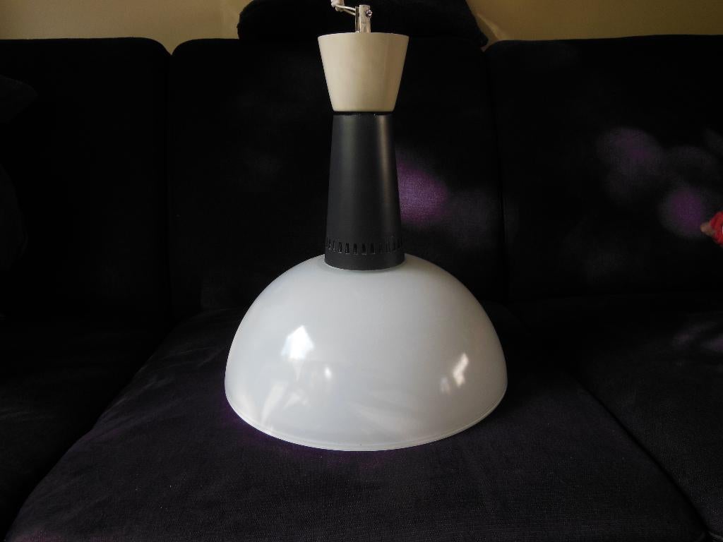 Holophane vintage hanglamp, Huis en Inrichting, Lampen | Hanglampen, Ophalen, Gebruikt, Glas, Minder dan 50 cm