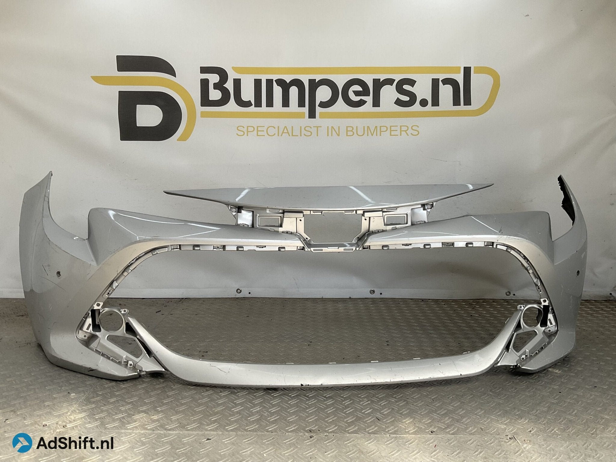 Bumper Toyota Corolla 6xpdc 2018-2024 52119-02P40 Voorbumper, Bumper