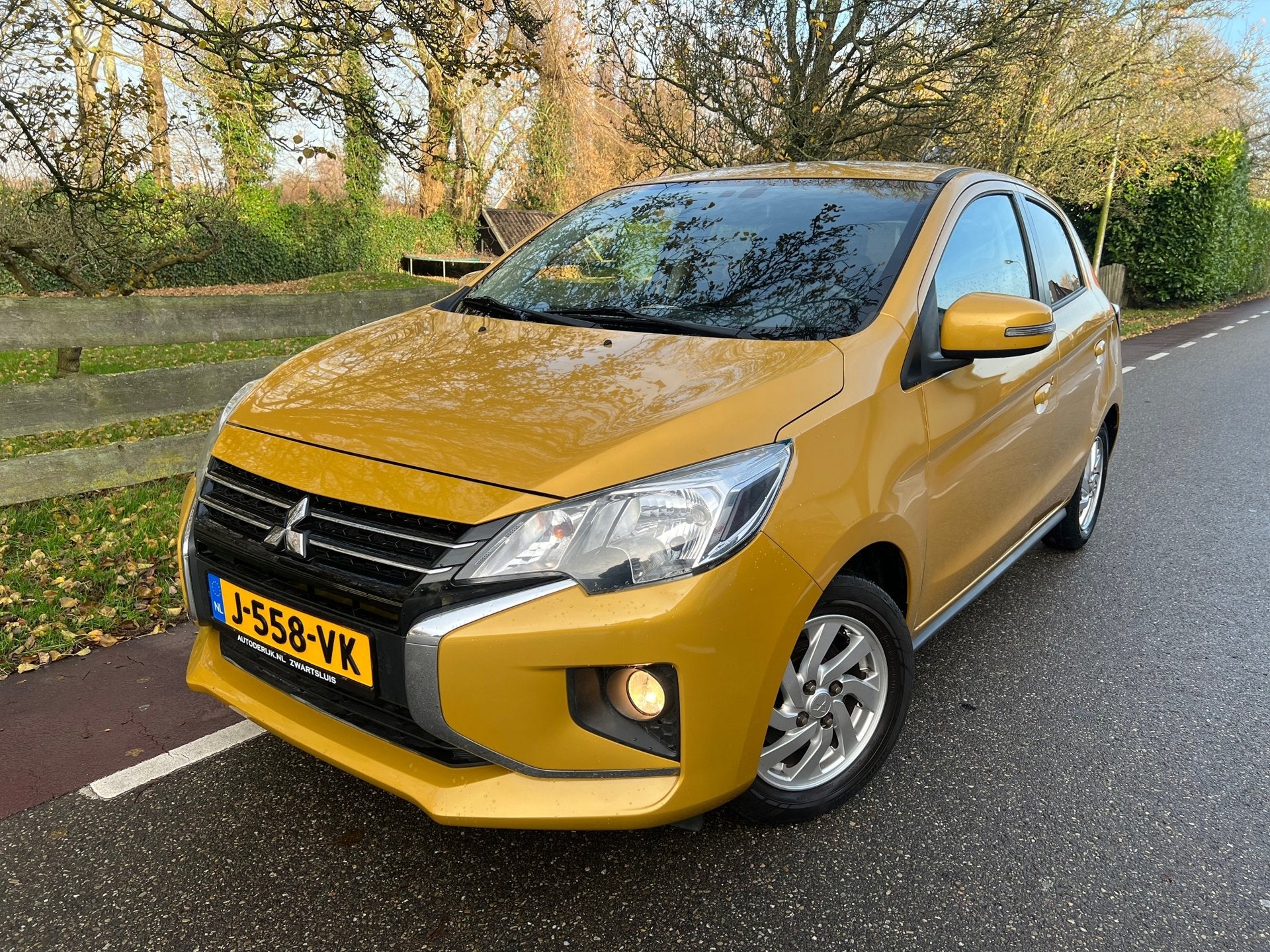 Mitsubishi Space Star 1.2 Nova Clima Navi ! 25.559 KM !, Voorwielaandrijving, Stof, Gebruikt, Automatische klimaatregeling