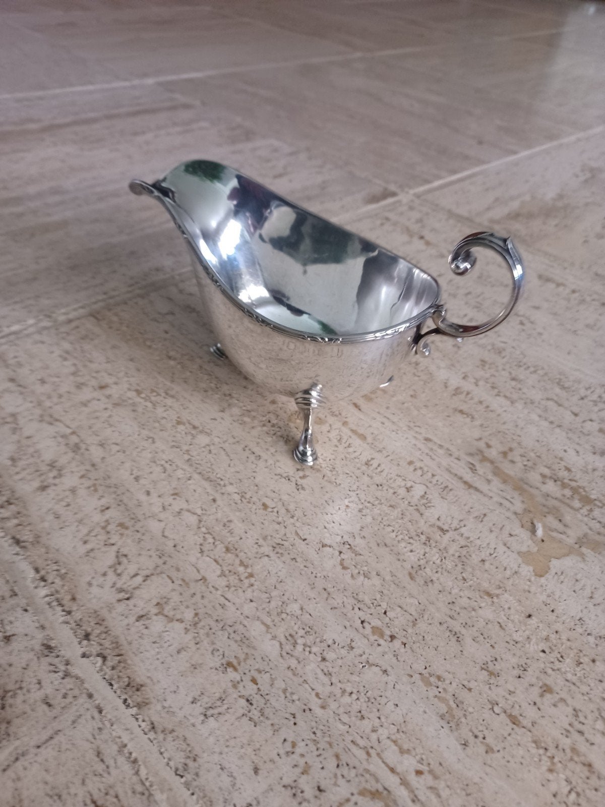 Antieke Silverplate Sauskom van Walker & Hall uit Sheffield., Antiek en Kunst, Ophalen of Verzenden, Zilver