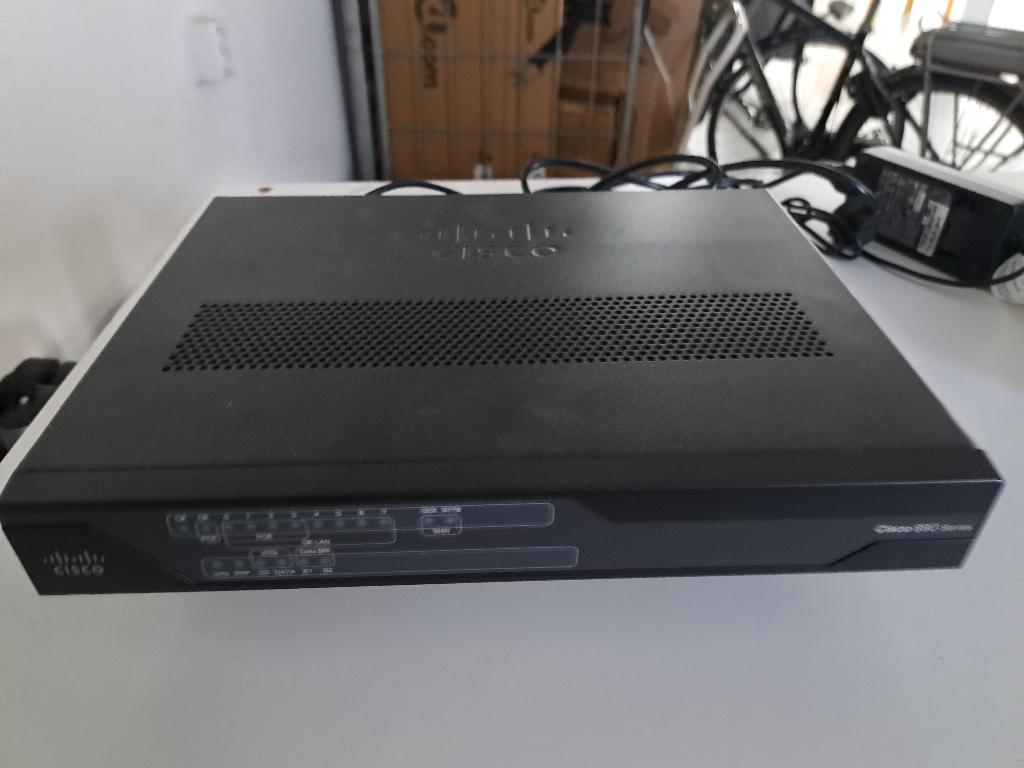 Cisco 897VA, Ophalen of Verzenden, Gebruikt