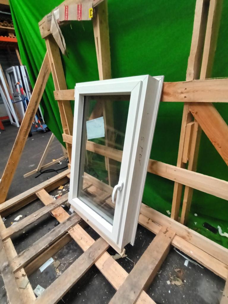 Kunststof Draaikiep kozijn  b72,5 x h112,5 cm -1602-, Doe-het-zelf en Verbouw, Niet ingevuld, Kunststof, Minder dan 75 cm, Raamkozijn