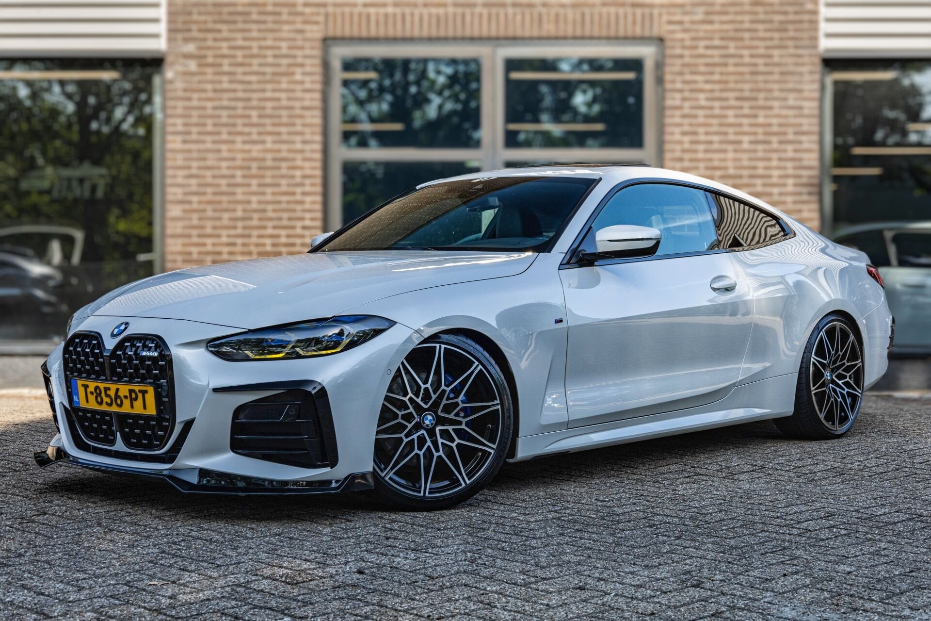 BMW M440i G22 Coupé xDrive High Executive / Pano / Keyless, 4 stoelen, Wit, 374 pk, Bedrijf