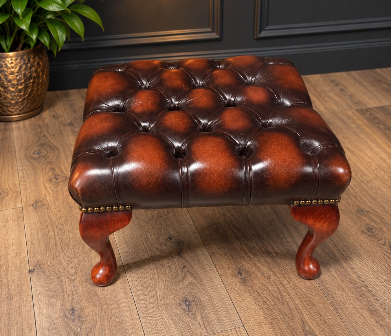 Orginele Chesterfield Lederen Poef / Voetenbankje!!, Ophalen of Verzenden, Zo goed als nieuw, Rechthoekig, 125 cm of meer