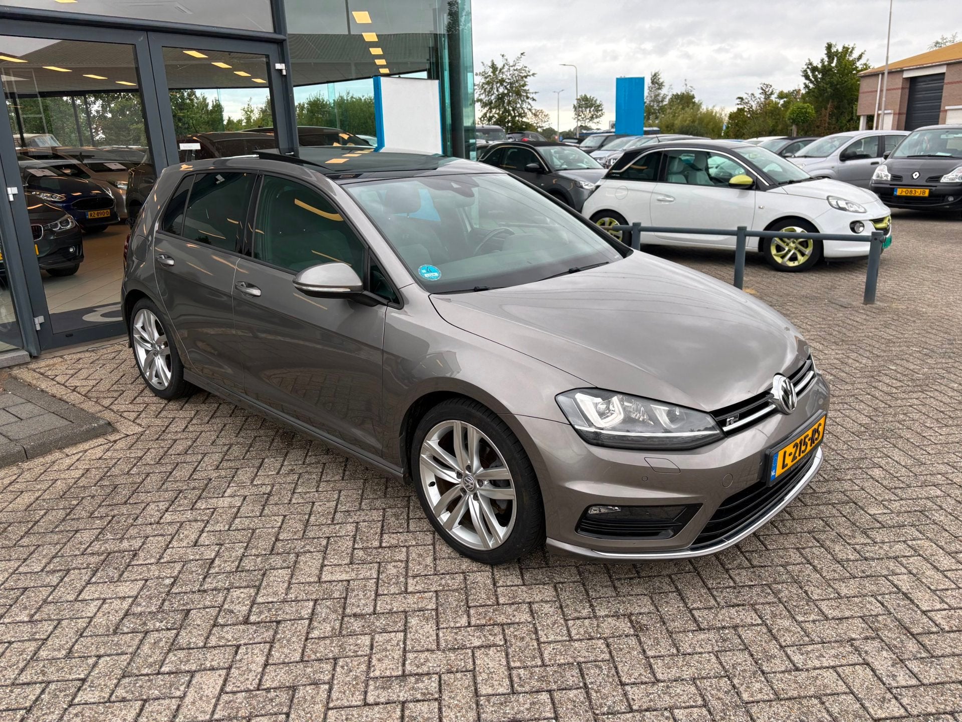 Volkswagen Golf R-Line 1.4 TSI Highline met Pano, Gebruikt, Euro 6, 4 cilinders, 150 pk