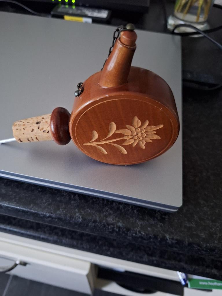 Schenkkurk met muziekdoosje, Antiek en Kunst, Ophalen of Verzenden