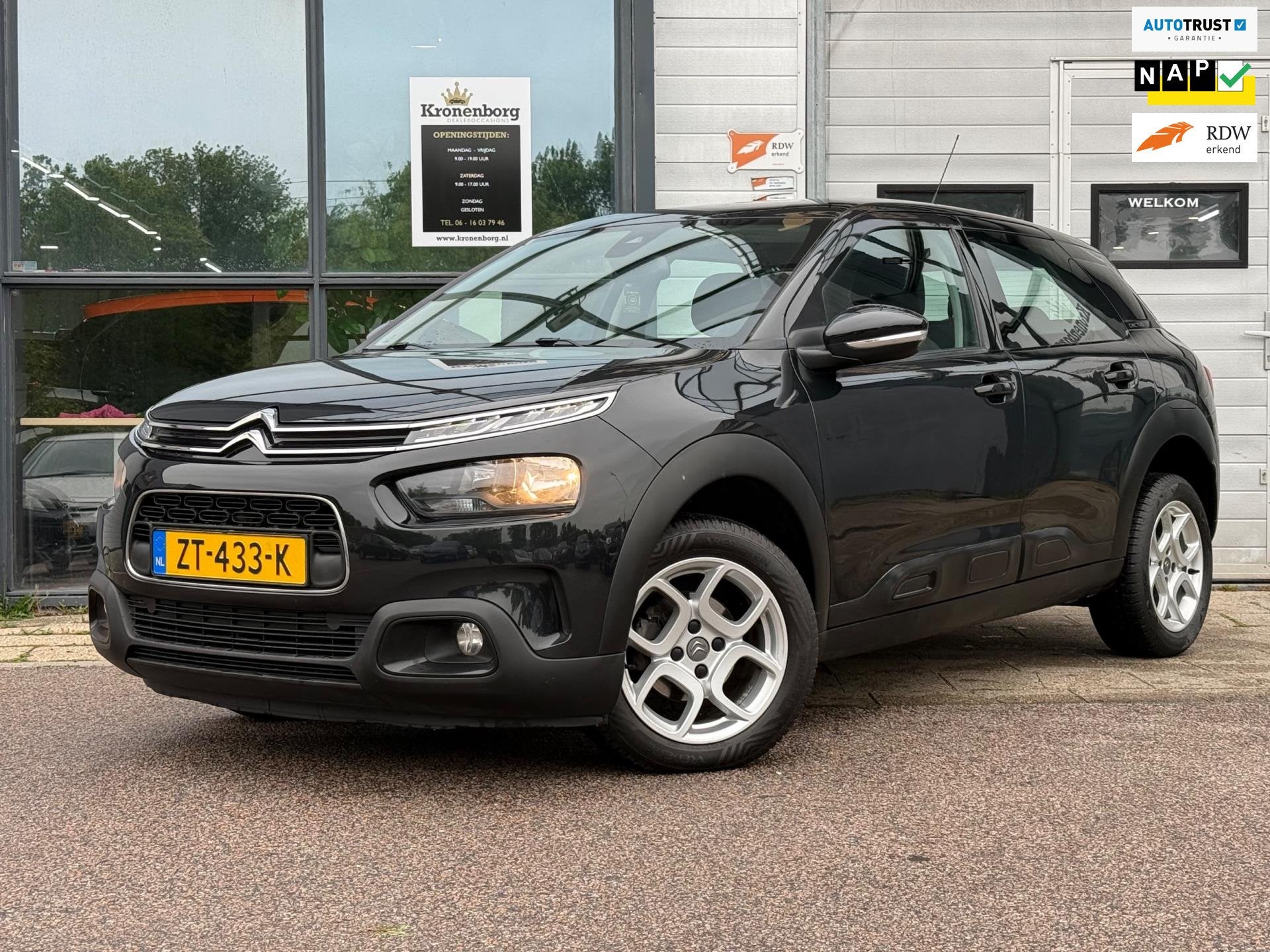 Citroen C4 Cactus 1.2 PureTech Business, CARPLAY, NAP, CRUIS, Auto's, Stof, Gebruikt, 1199 cc, Origineel Nederlands