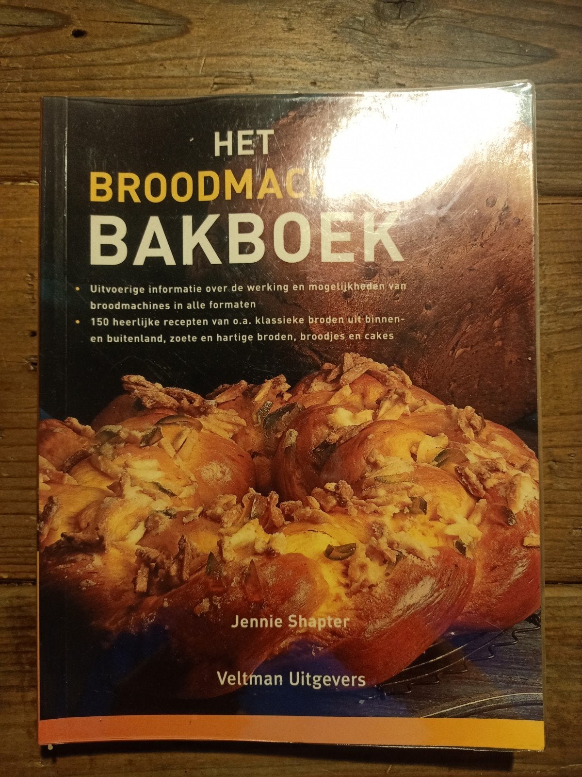 Het Broodmachine Bakboek - Jennie Shapter, Boeken, Hoofdgerechten, Ophalen of Verzenden, Zo goed als nieuw, Jennie Shapter