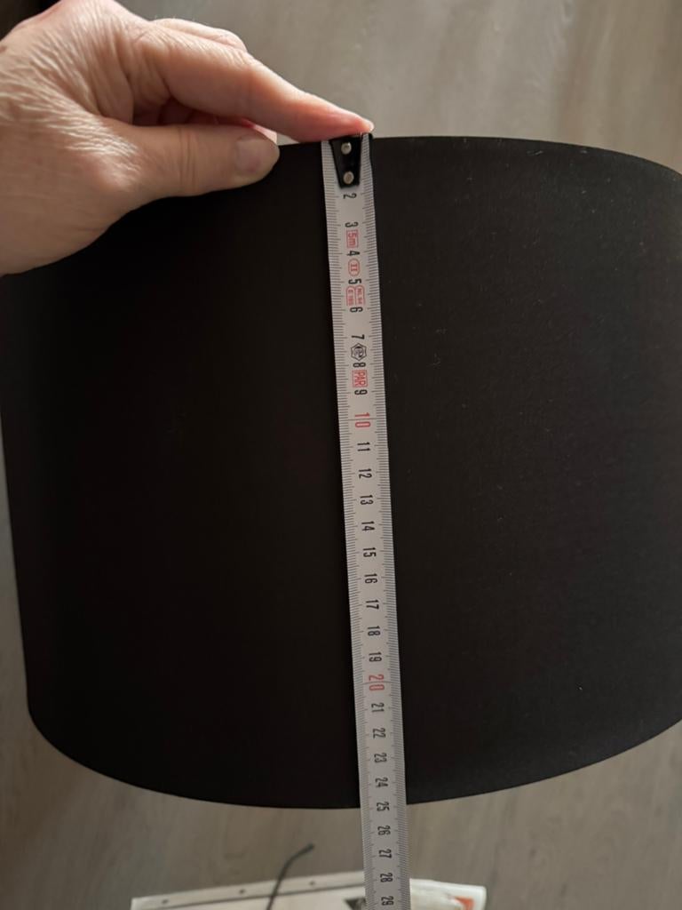 Mooie zwarte lampenkap met goudkleurige binnenkant, Ophalen, 25 tot 50 cm, Modern/chique, Zwart