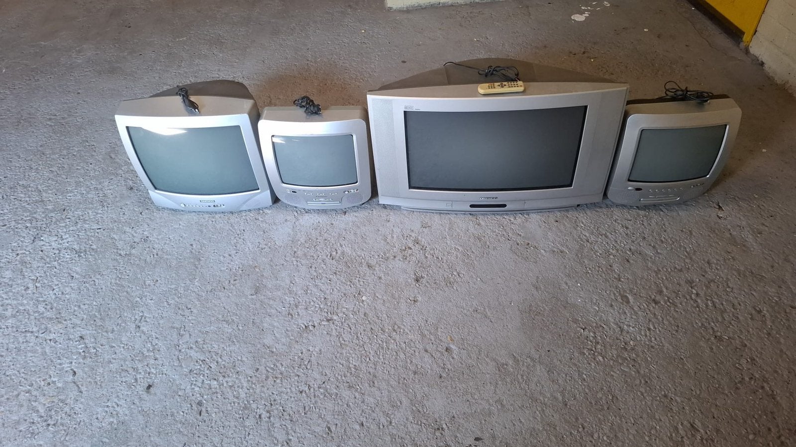 Oude TV’s te koop!, Ophalen, 100 cm of meer, 50 Hz