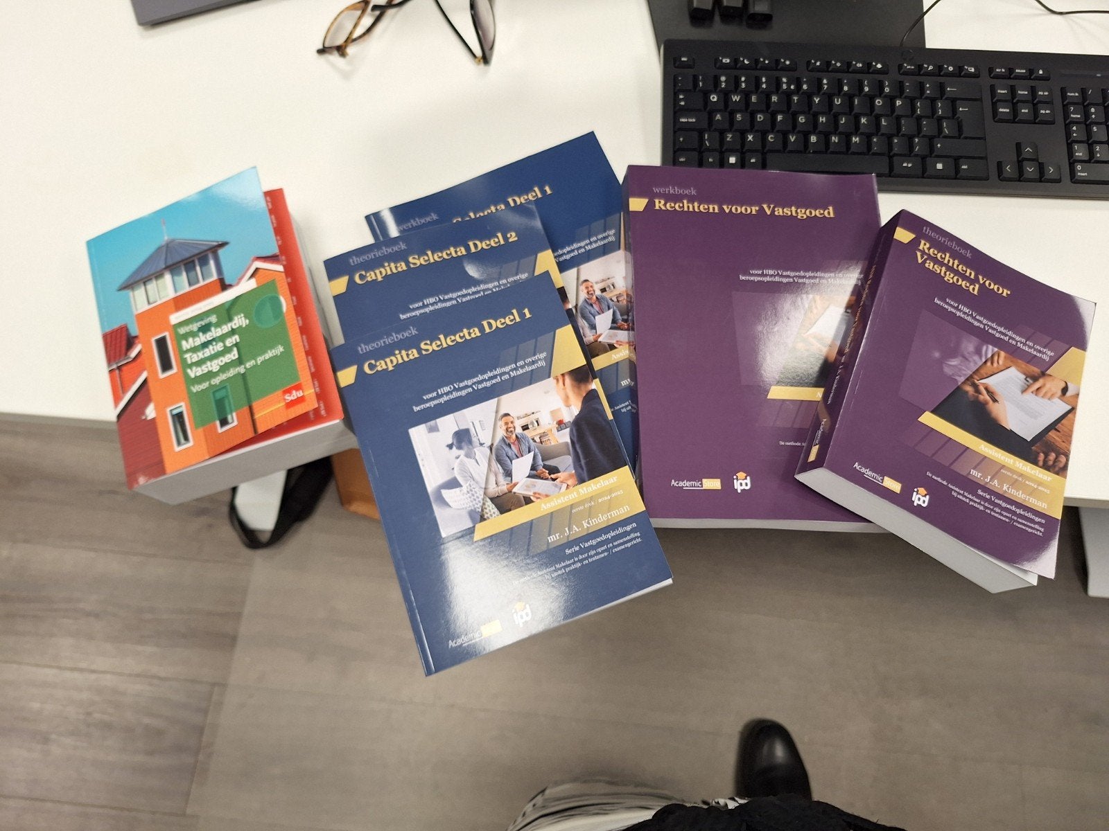 Vastgoed boeken: Makelaardij, Taxatie en Vastgoed, Boeken, Studieboeken en Cursussen, Nieuw, HBO, Gamma, Ophalen of Verzenden