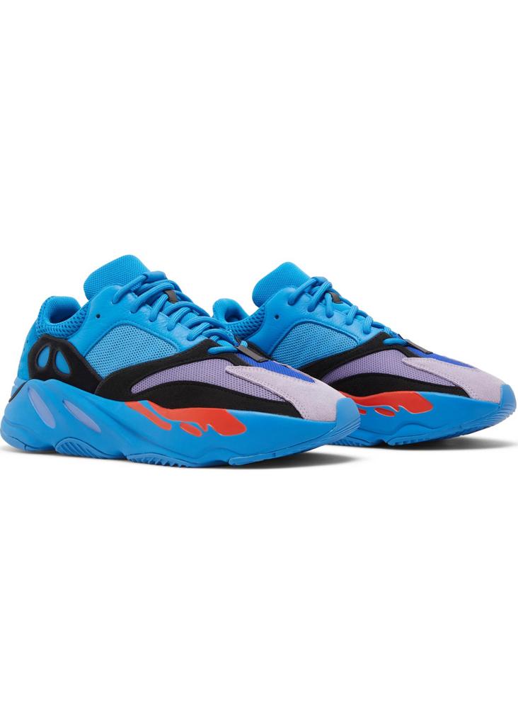 Adidas Yeezy 700 Hi-Res Blue, Kleding | Heren, Schoenen, Ophalen of Verzenden, Zo goed als nieuw, Blauw