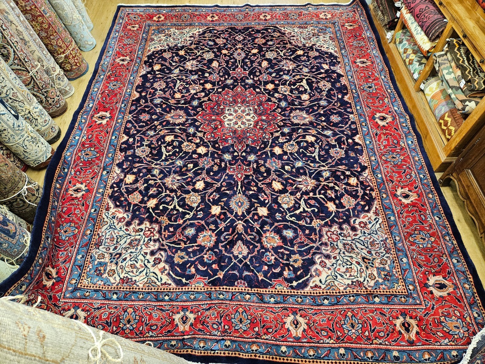 Vintage handgeknoopt perzisch tapijt sarough 383x293, Info@SlatsAntiek.nl, Tweedehands, Perzisch, 200 cm of meer