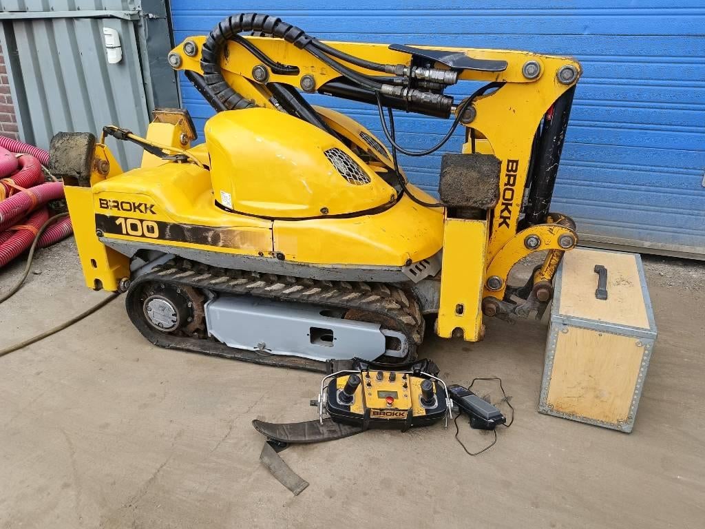 Brokk 100 husqvarna robot remote excavator digger bagger, Graafmachine