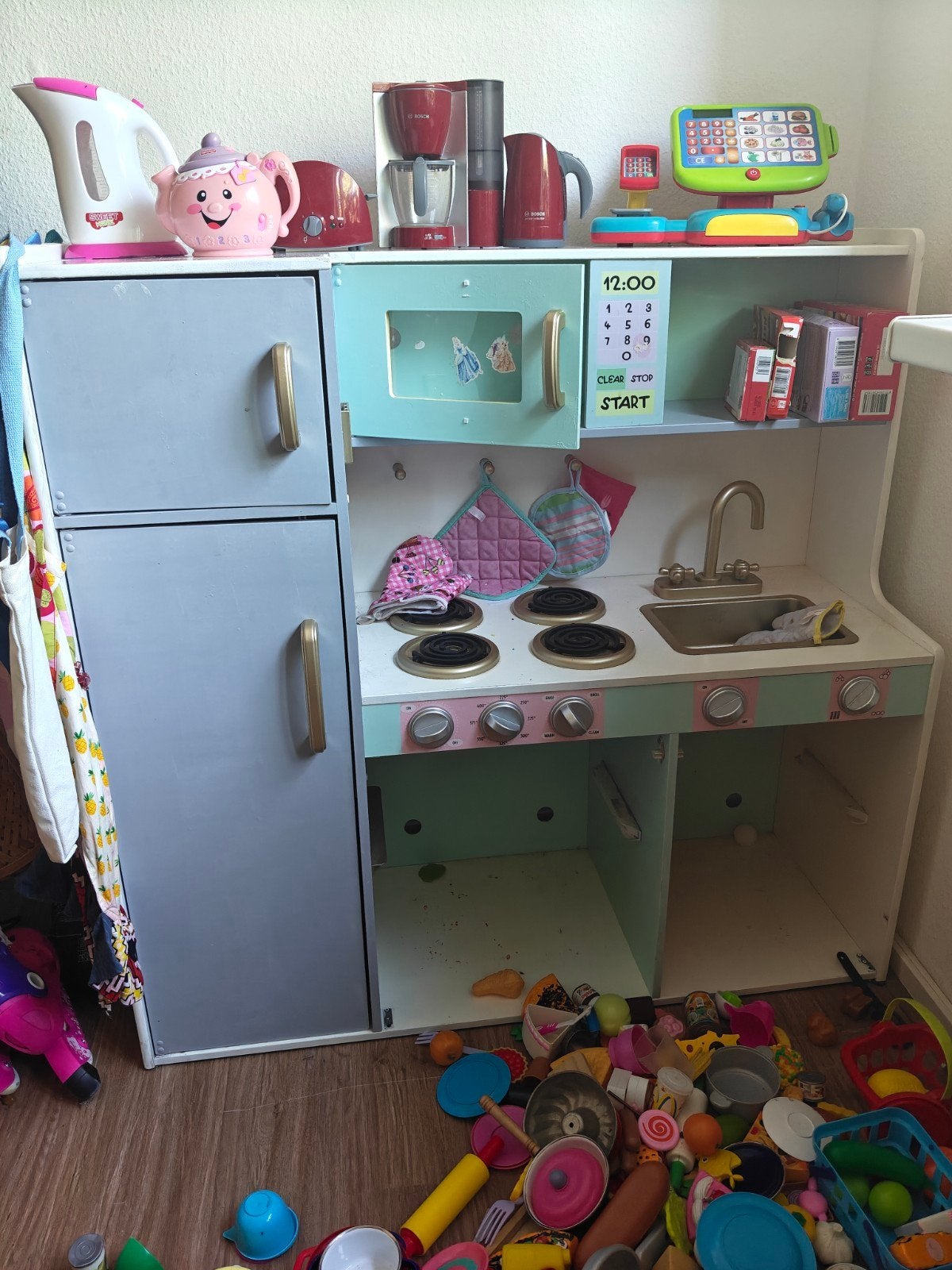 Grote speelgoedkeuken met accessoires en apparaten, Ophalen, Gebruikt, Bouwen, Met geluid