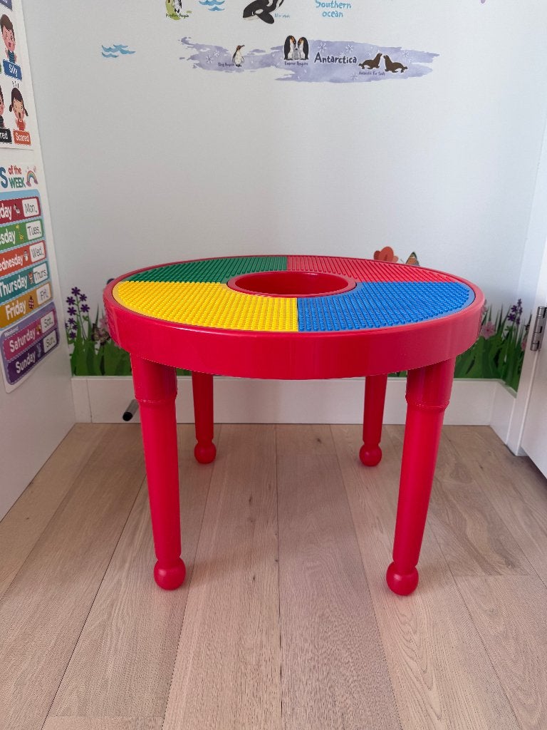 Children's Block Table, Ophalen, Zo goed als nieuw, Tafel(s)