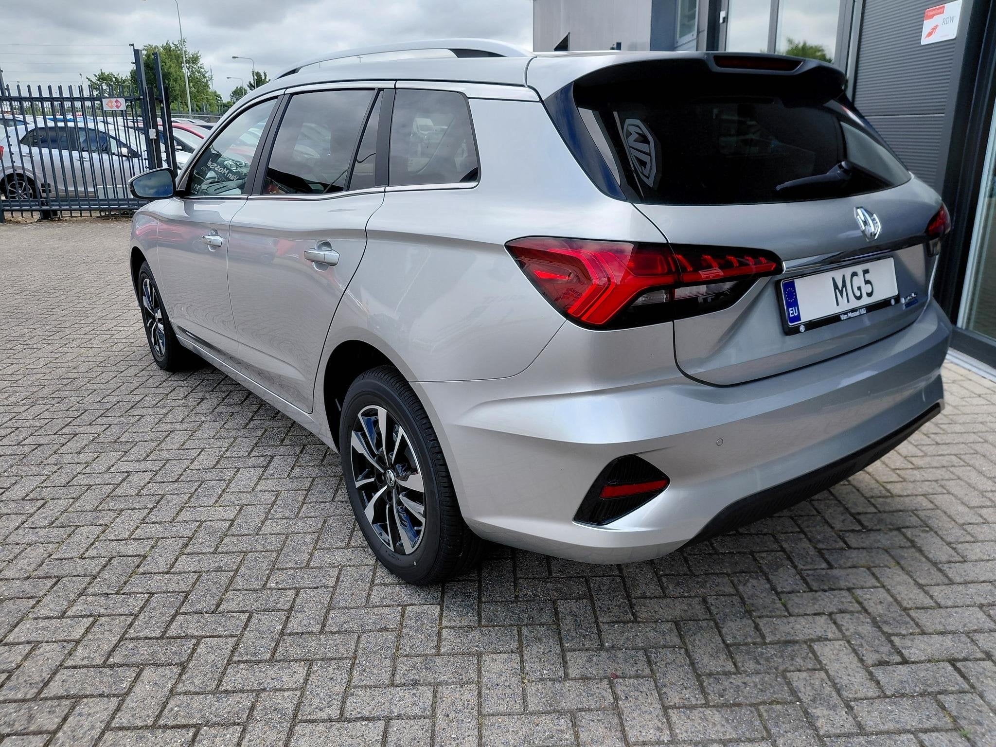 MG 5 Long Range Comfort 61 kWh 98,7% SOH | UNIEKE KM STAND |, Auto's, 12 maanden, Stof, Gebruikt, 156 pk