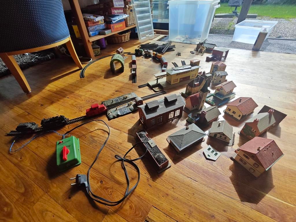 Fleischmann, Trix, Lima Retro modeltrein set met gebouwen, Gelijkstroom, Fleischmann, Analoog, Ophalen of Verzenden