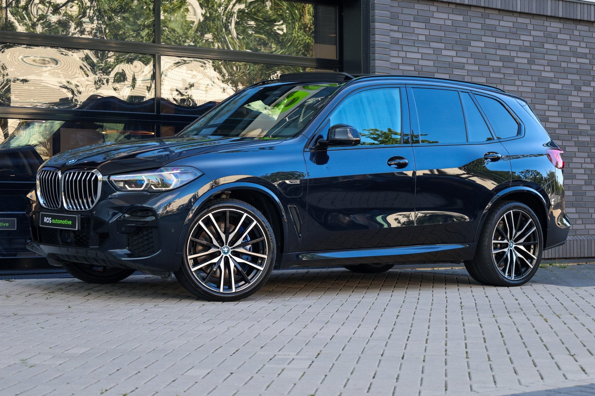 Foto 8 van BMW X5 xDrive45e High Executive | BTW | M-SPORT | PANO | LAS