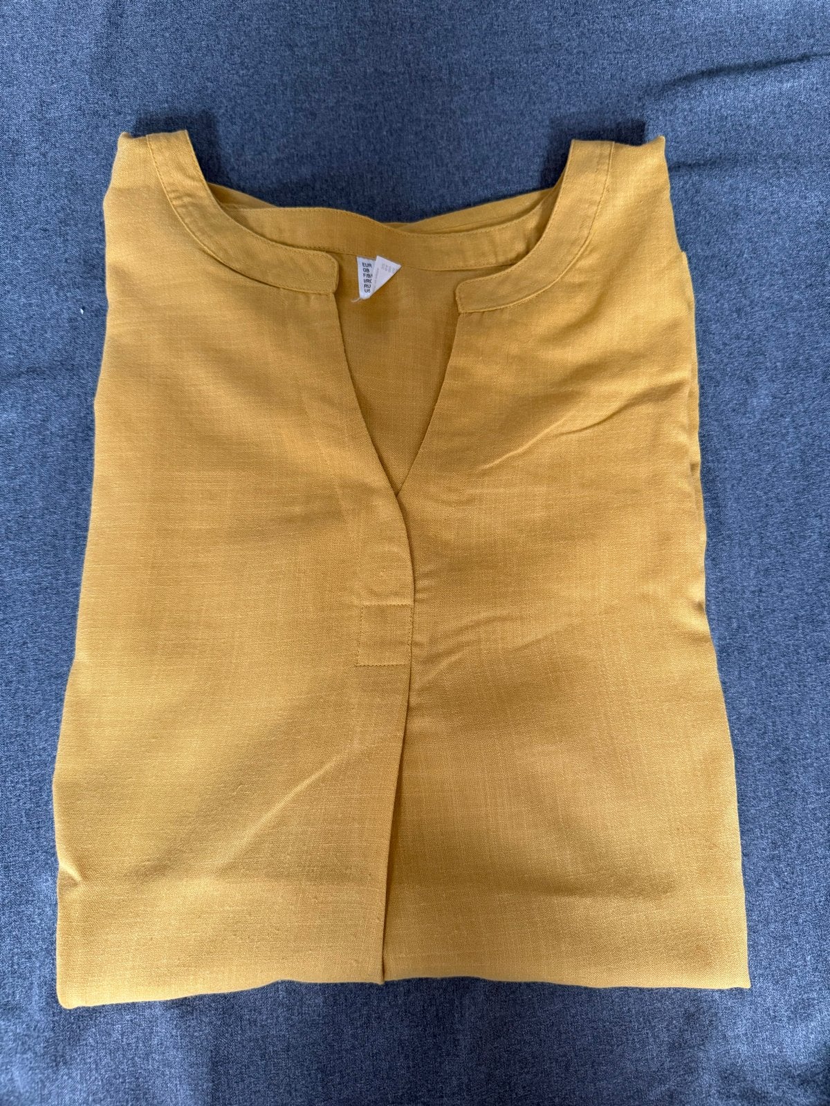 Zo goed als nieuw damesshirt maat 54, 100% polyester, Geel, Maat 46/48 (XL) of groter, Ophalen of Verzenden, Zo goed als nieuw