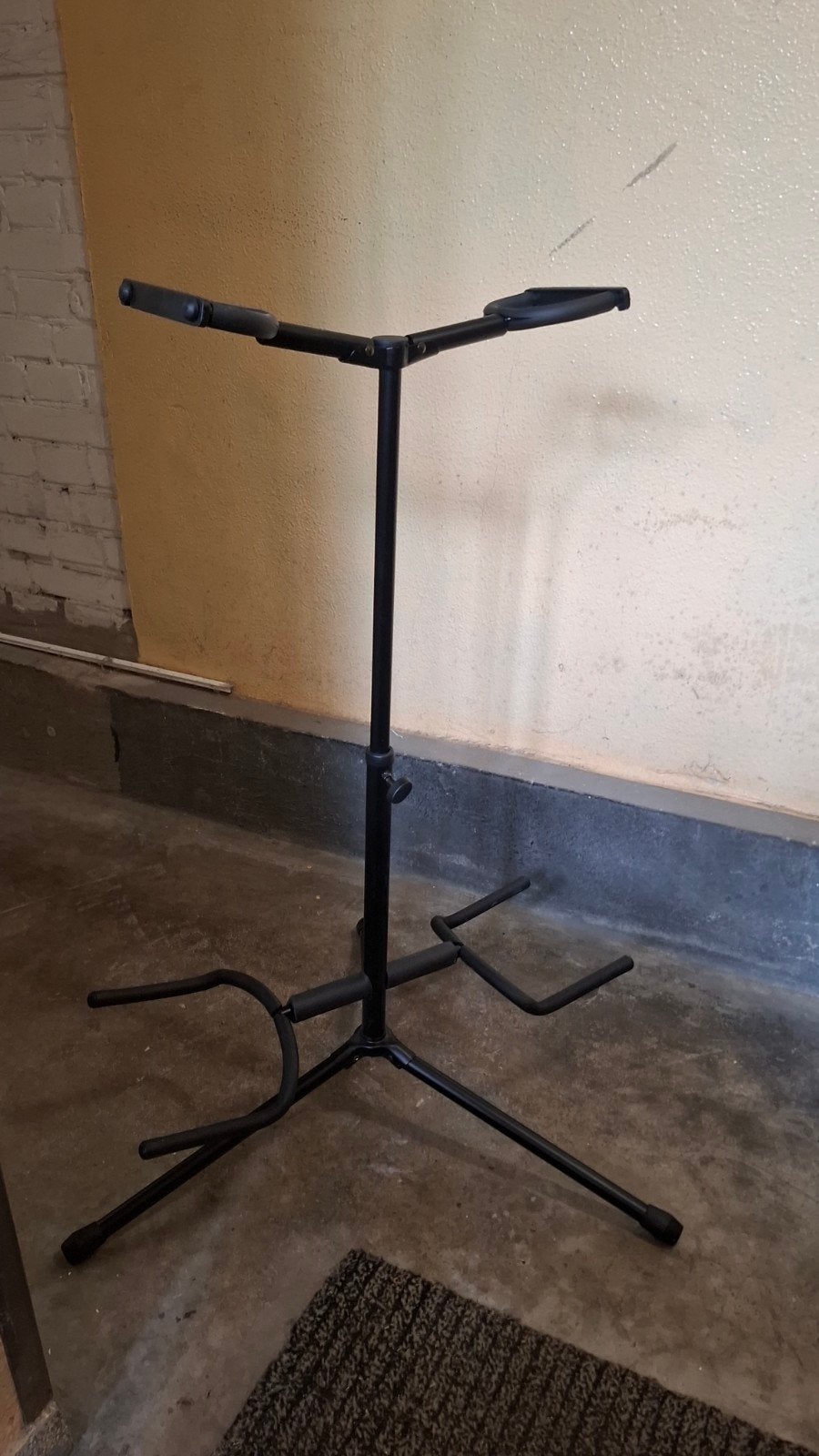 Gitaarstandaard voor 2 gitaren, Ophalen of Verzenden, Gebruikt, Instrumentstandaard, Gitaar