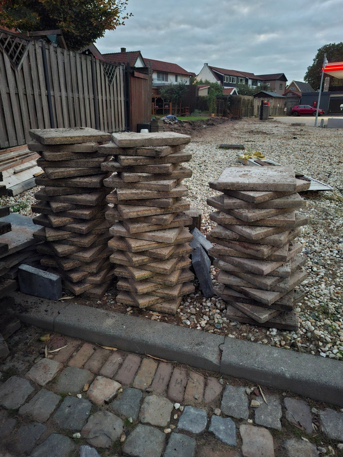 82x gele betontegel, 40x40cm, Ophalen, Gebruikt, Beton, Terrastegels