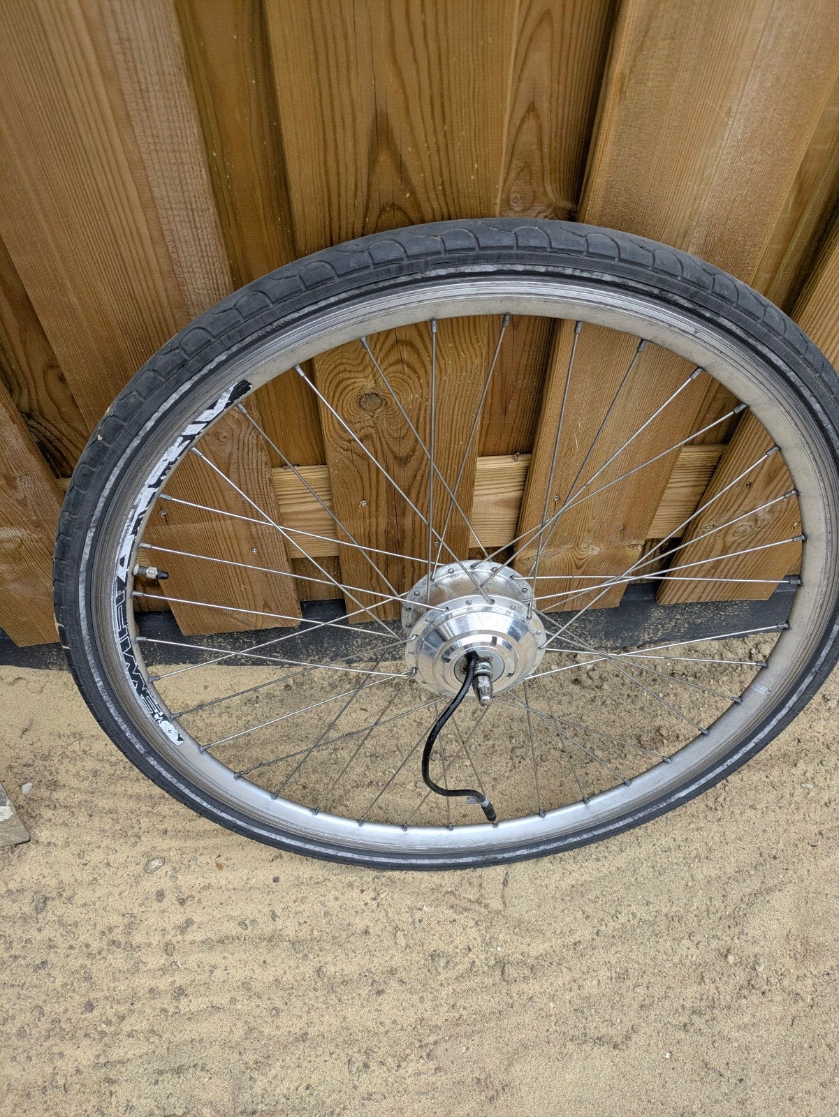 Voorwiel motor 28 inch aluminium, 6 pins ...., Gebruikt, Band, Aluminium, Ophalen