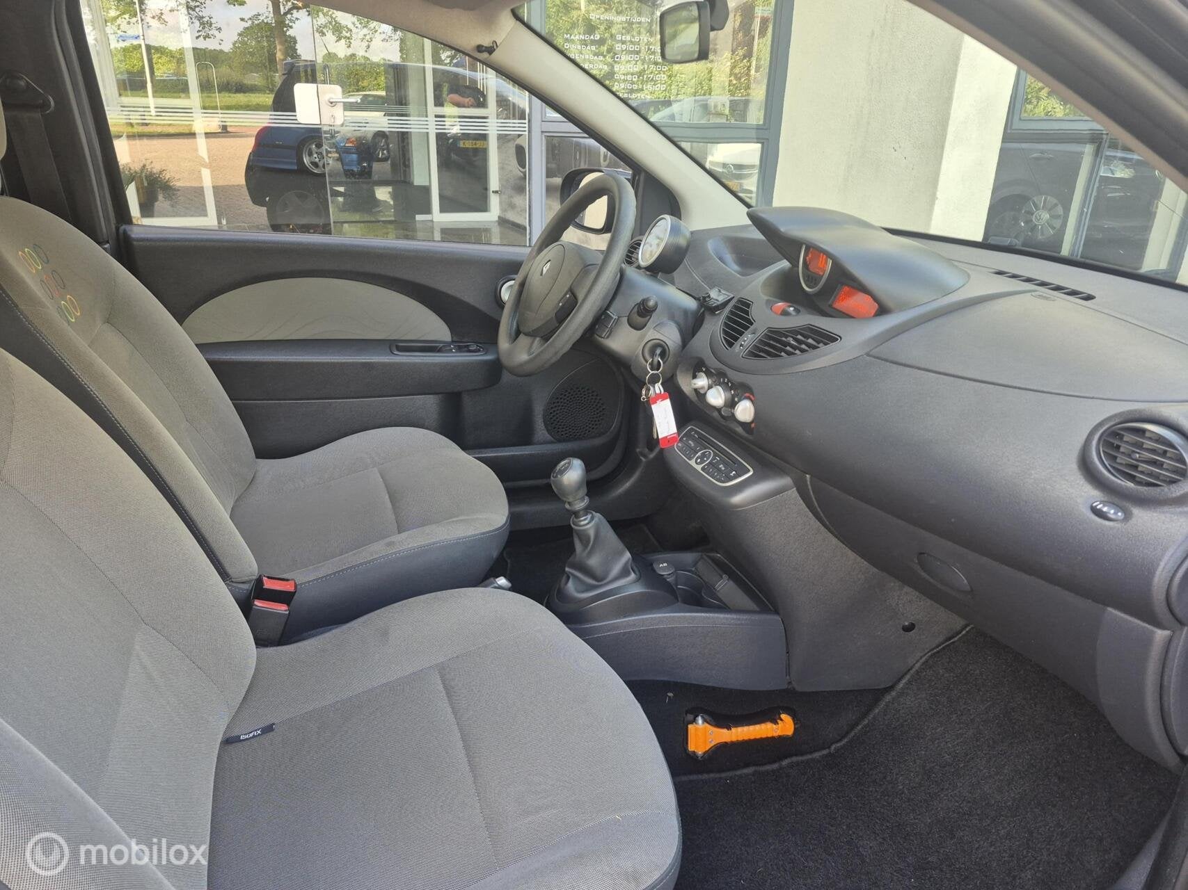 Renault Twingo 1.2-16V Night & Day 2011 Airco|Cruise!, 4 cilinders, Startonderbreker, 4 stoelen, Zwart