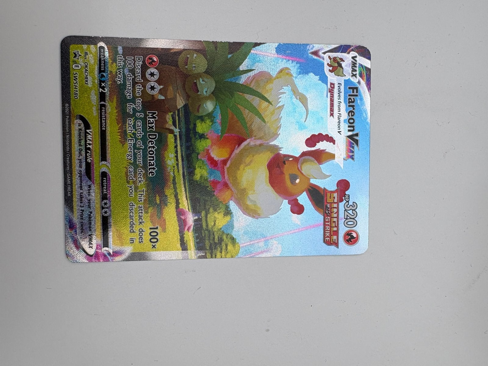 Flareon vmax, Hobby en Vrije tijd, Ophalen of Verzenden, Zo goed als nieuw, Meerdere kaarten, Foil