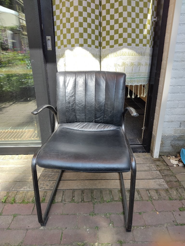 4 leren eetkamerstoelen met armleuning, Huis en Inrichting, Stoelen, Gebruikt, Zwart, Vier, Leer