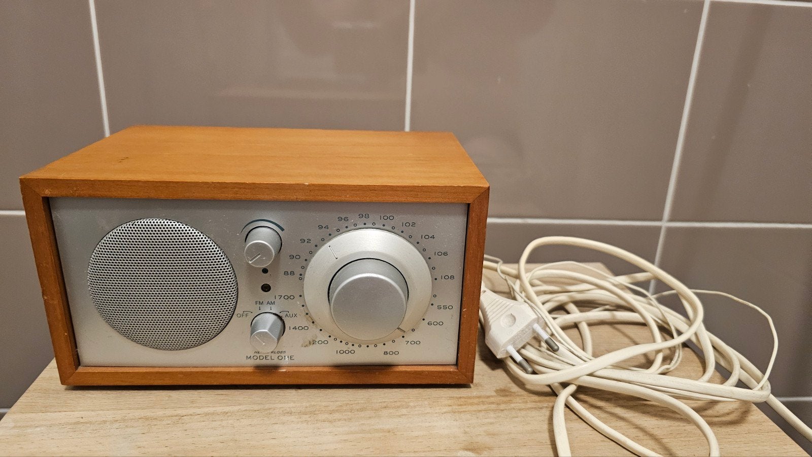 Tivoli Audio Model One Radio, Ophalen of Verzenden, Gebruikt, Transistorradio
