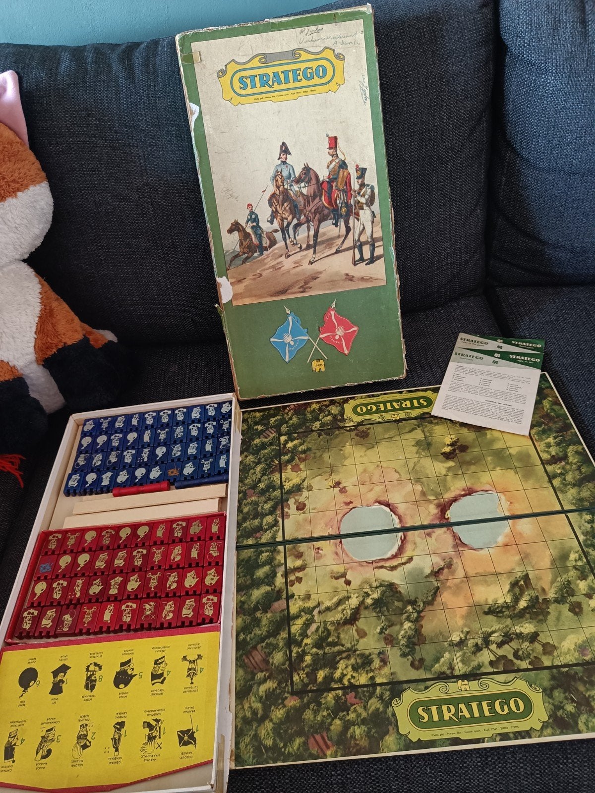 Vintage Stratego met houten speelstukken - mooie staat, Een of twee spelers, Ophalen of Verzenden, Gebruikt