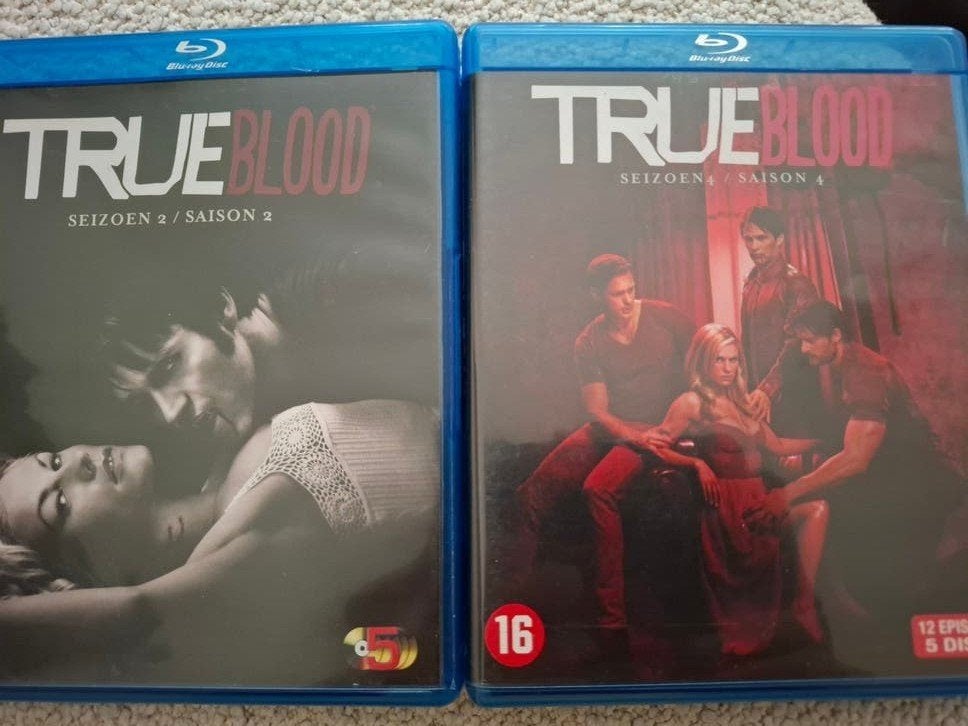 True blood 2 en 4 bluray, Vanaf 16 jaar, Ophalen of Verzenden, Zo goed als nieuw