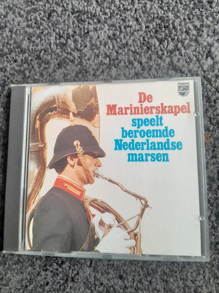 De Marinierskapel Beroemde Nederlandse Marsen, Ophalen of Verzenden, Zo goed als nieuw, Nederlandstalig