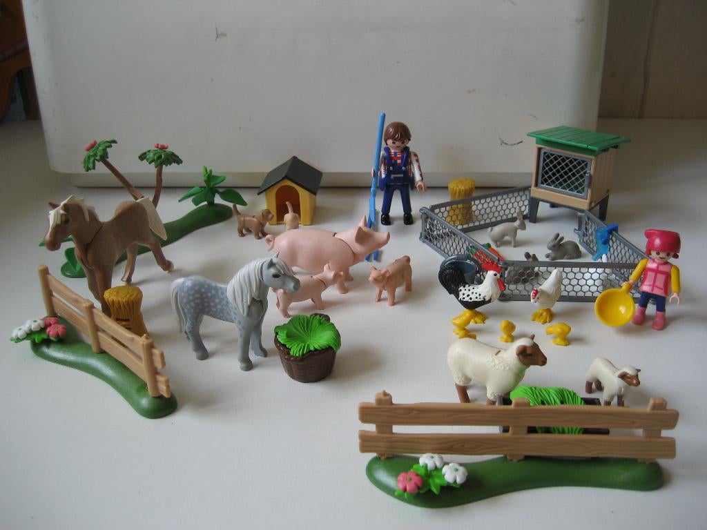 playmobil boerderijdieren en verzorgers, Ophalen of Verzenden, Zo goed als nieuw