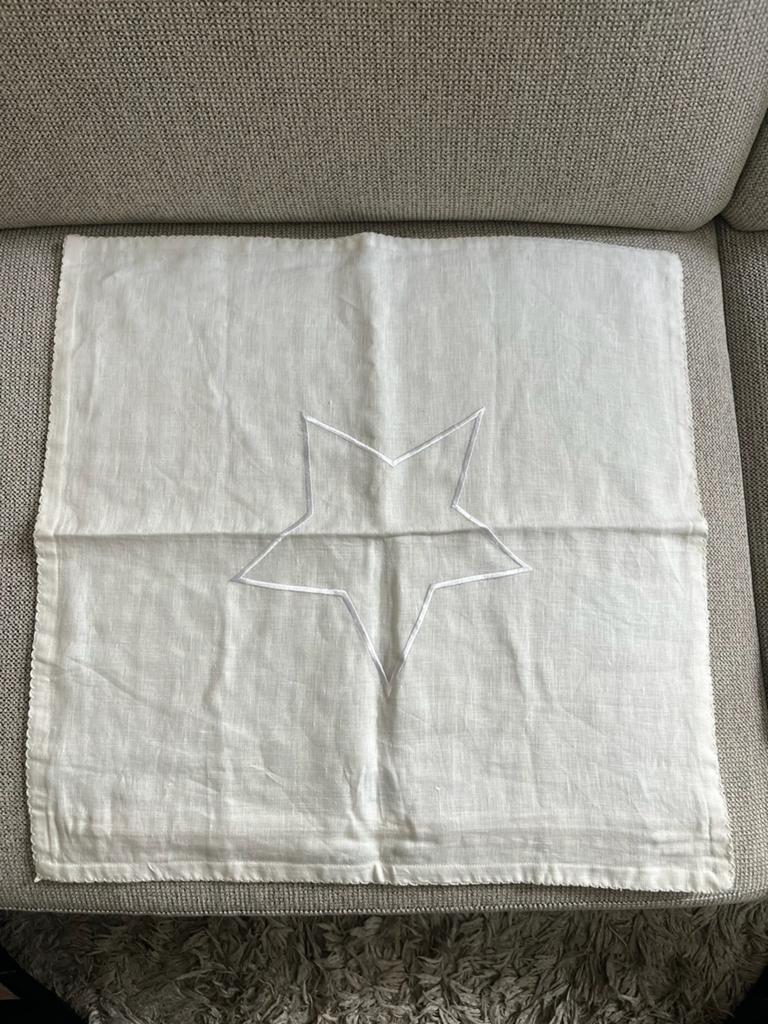Te koop: wit linnen kussenhoes Rivièra Maison, met ster, Ophalen of Verzenden, Nieuw, Wit, Vierkant