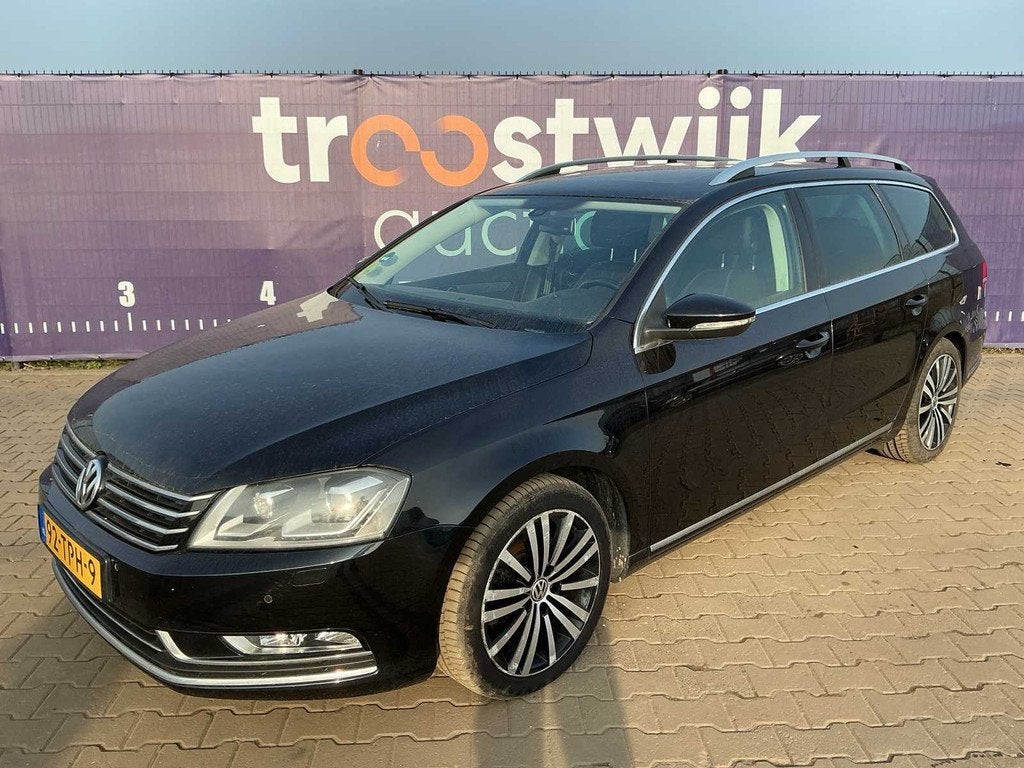 2012 - Volkswagen - Passat Variant - 1.6 TDI Highl. BlM - Pe, Auto's, Euro 5, Gebruikt, Diesel, 154 €/maand