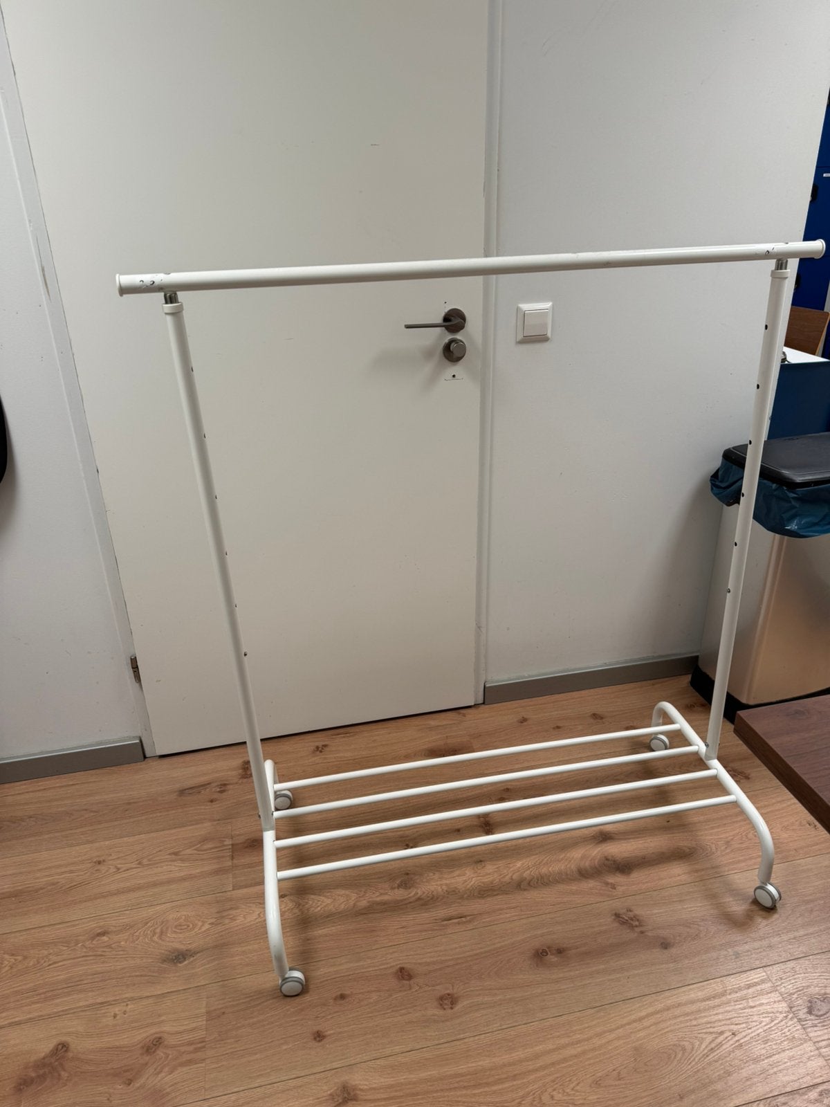 Kleding rek wit, Ophalen of Verzenden, Met wielen, Gebruikt