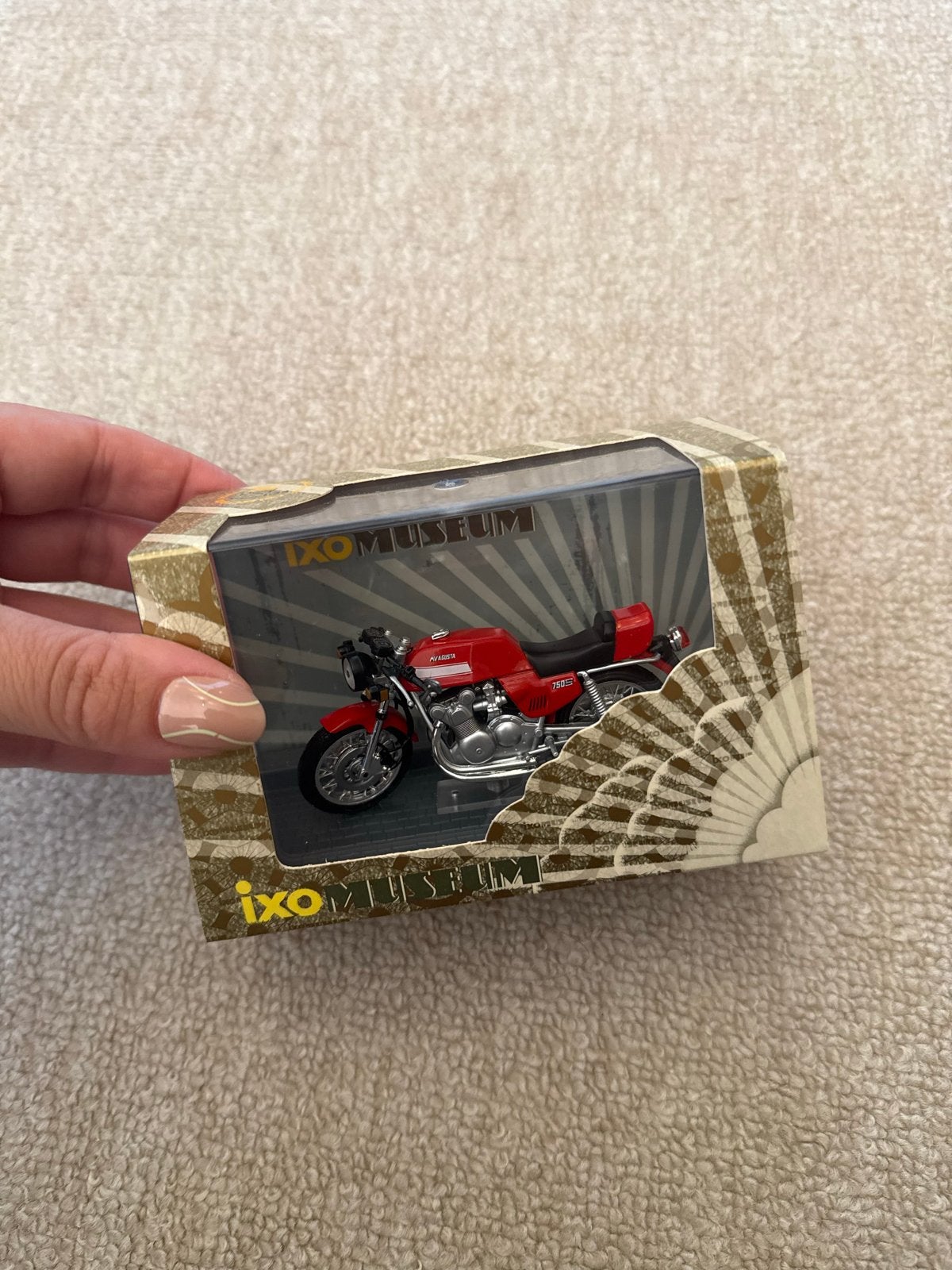 MV Agusta 750S - 1973 schaalmodel (1:24) - Ixo Museum, Ophalen of Verzenden, Nieuw, Overige typen, Overige merken