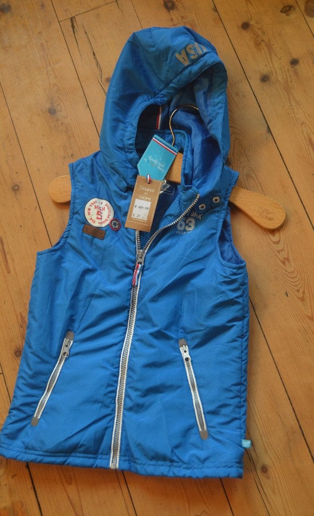 Lief! Lifestyle jongens bodywarmer met capuchon, maat 128, Ophalen, Nieuw, Lief! Lifestyle, Jongen