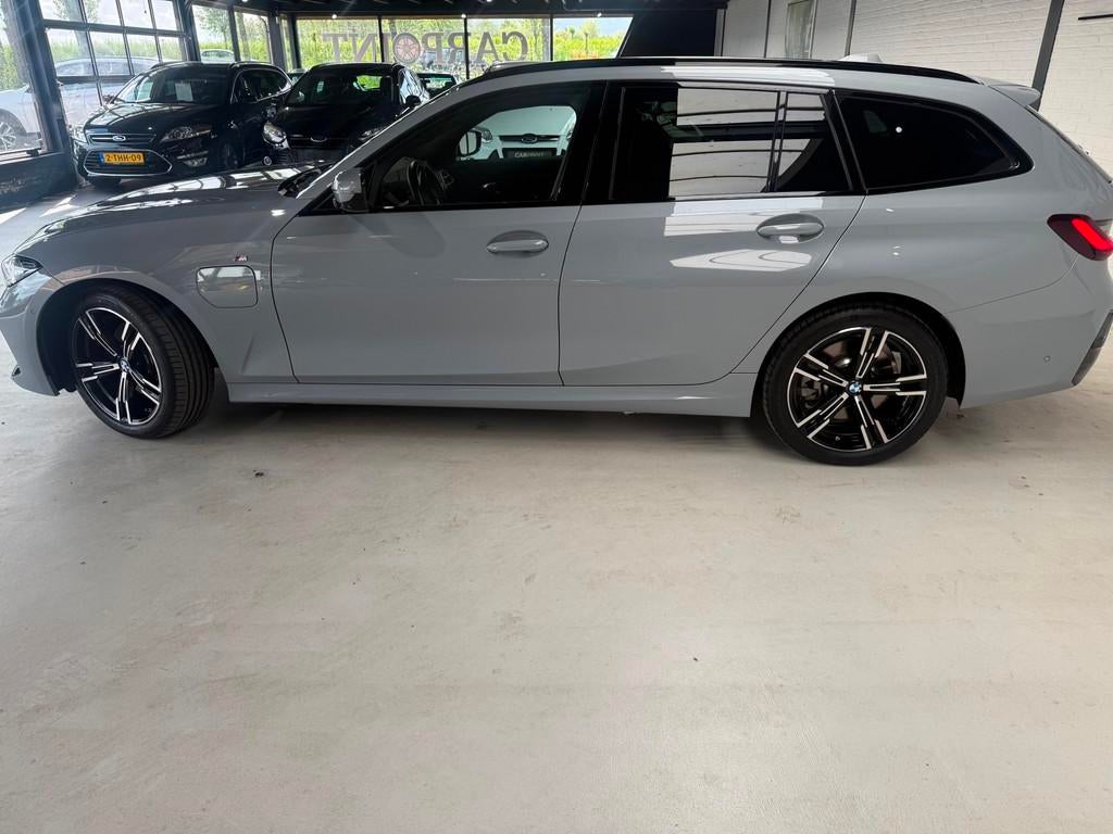 BMW 3-serie Touring 330e M-Sportpakket Plug in Hybride Camer, Automaat, 1998 cc, Achterwielaandrijving, Gebruikt