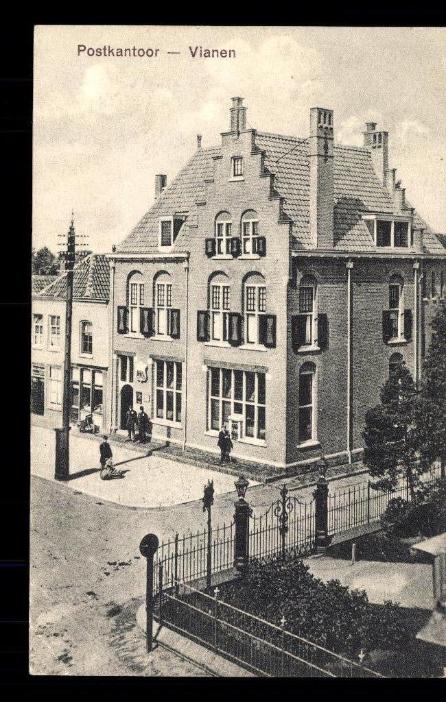 Vianen (Ut.), Postkantoor met volk, gelopen 1913., Verzenden, Voor 1920, Gelopen, Utrecht