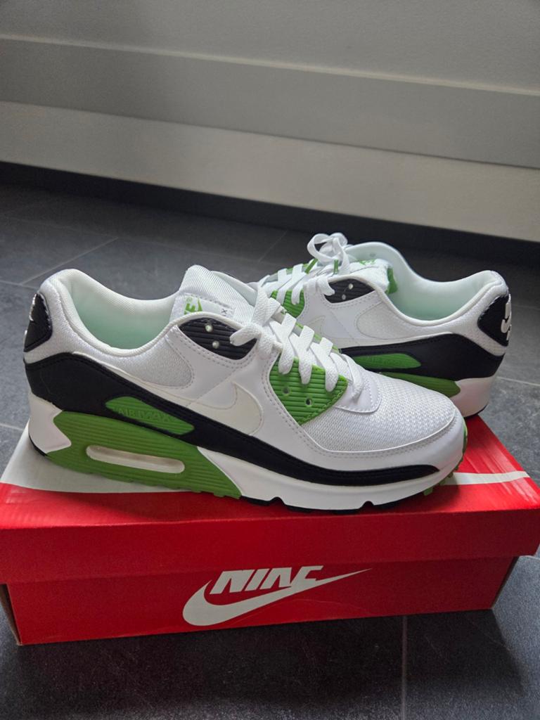 Nike Air max 90 maat 43, Kleding | Heren, Schoenen, Ophalen of Verzenden, Nieuw, Overige kleuren