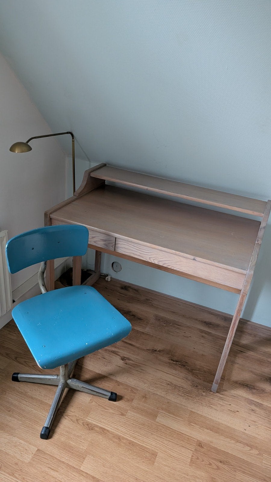 GRATIS kinder bureautje en stoel, Ophalen, Gebruikt