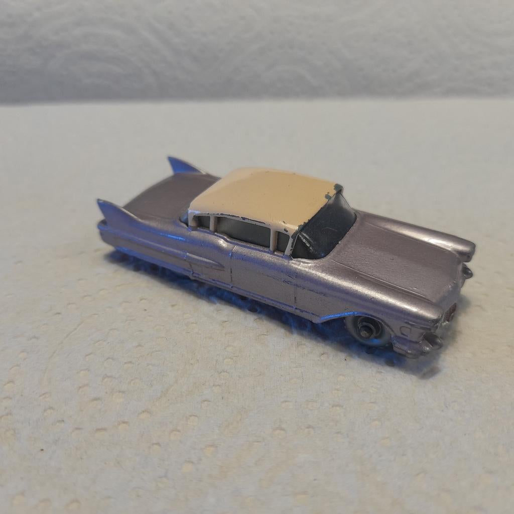 Matchbox Lesney Cadillac Sixty Special. SPW. Maroon base., Ophalen of Verzenden, Gebruikt, Auto