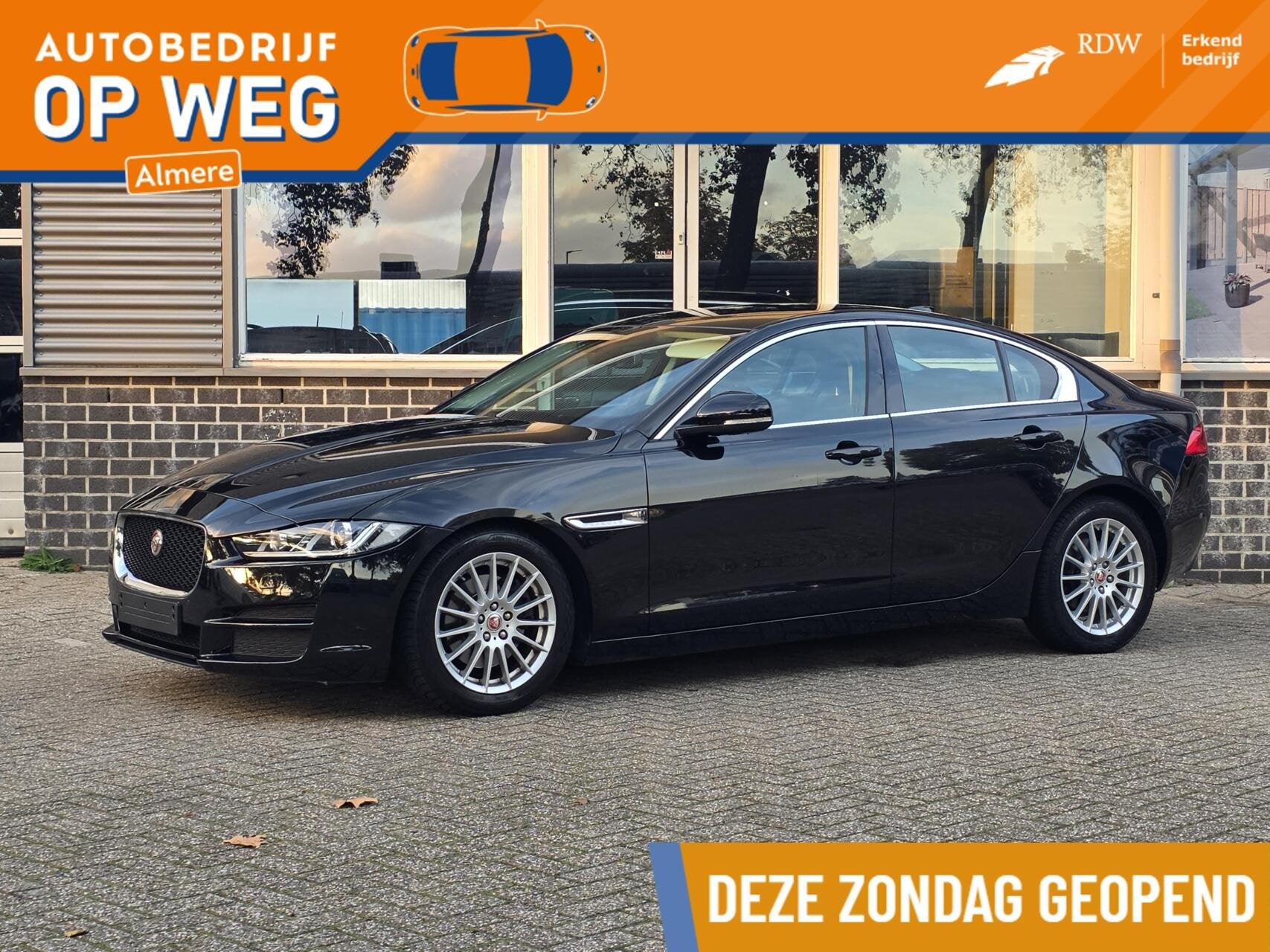 Jaguar XE 2.0 D Corporate Edition Prestige | Automaat | 81.4, Auto's, Achterwielaandrijving, Gebruikt, 4 cilinders, Leder