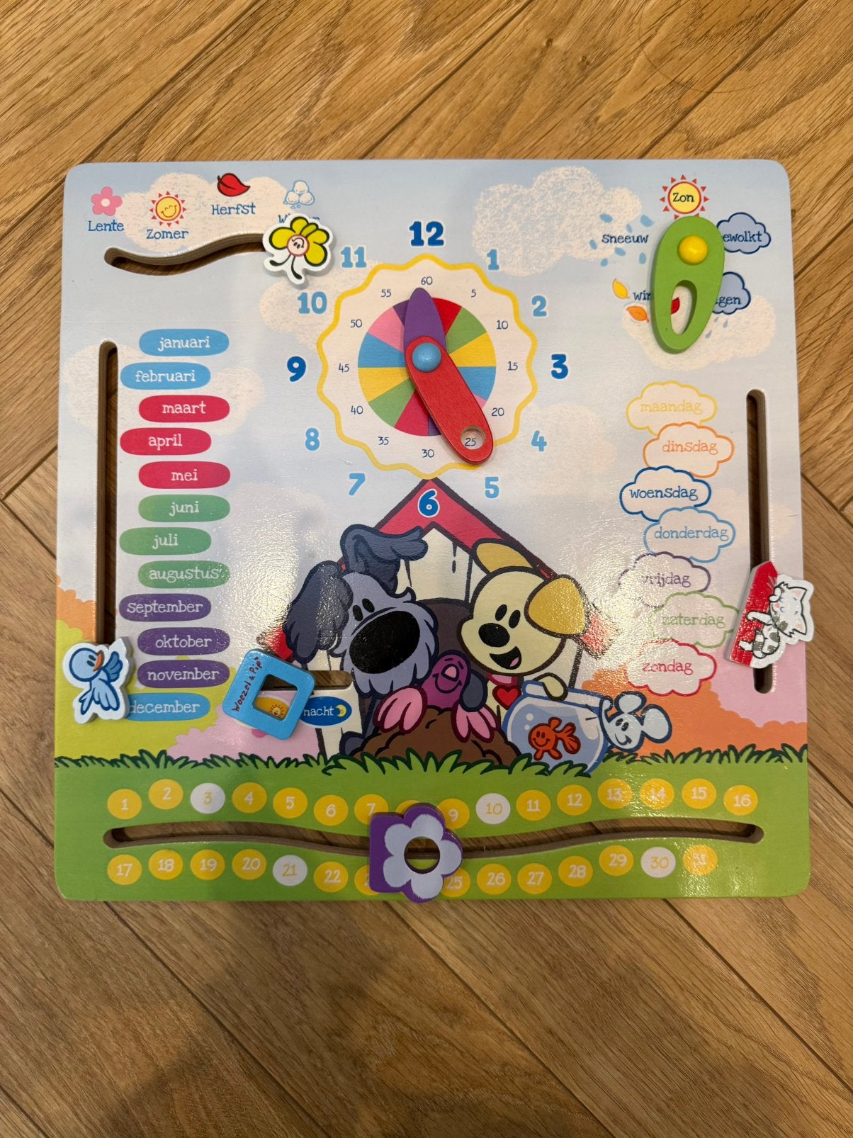 Woezel en pip houten kalender, Ophalen, Zo goed als nieuw