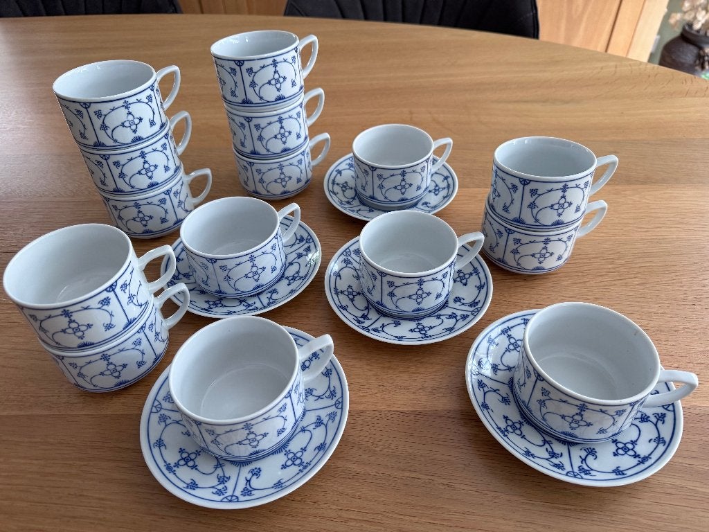 Blau Saks Jager theekopjes, Ophalen of Verzenden, Zo goed als nieuw, Overige stijlen, Kop(pen) en/of Schotel(s)